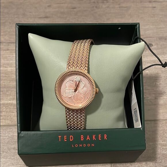 NWT Ted Baker Rose Gold Watch with Pink Dial and metal strap - Picture 1 of 7
